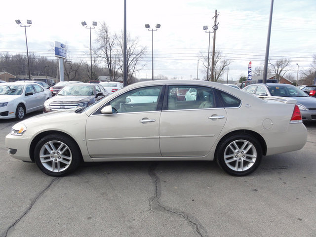 Chevrolet Impala 2008 photo 4