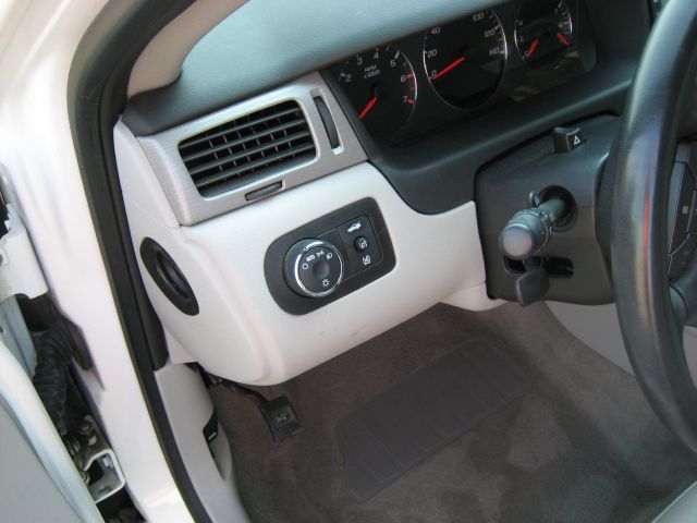 Chevrolet Impala 2008 photo 1