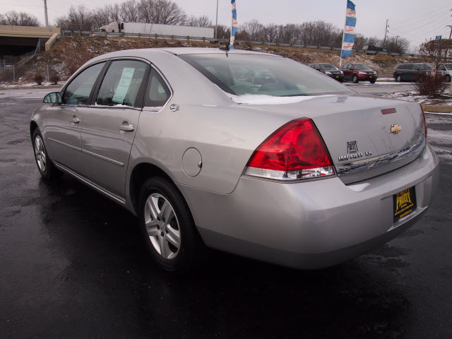 Chevrolet Impala 2008 photo 4
