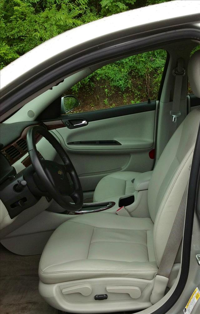 Chevrolet Impala 2008 photo 3