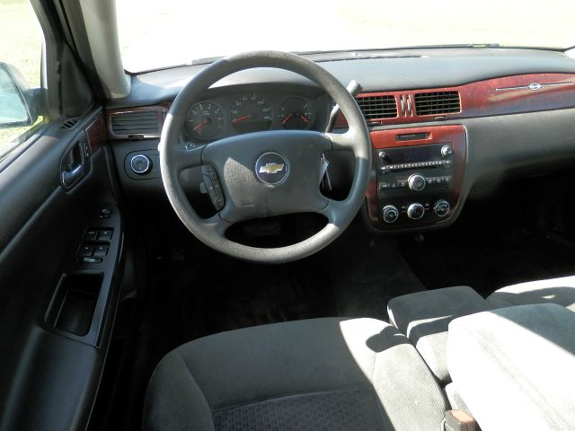 Chevrolet Impala 2008 photo 13