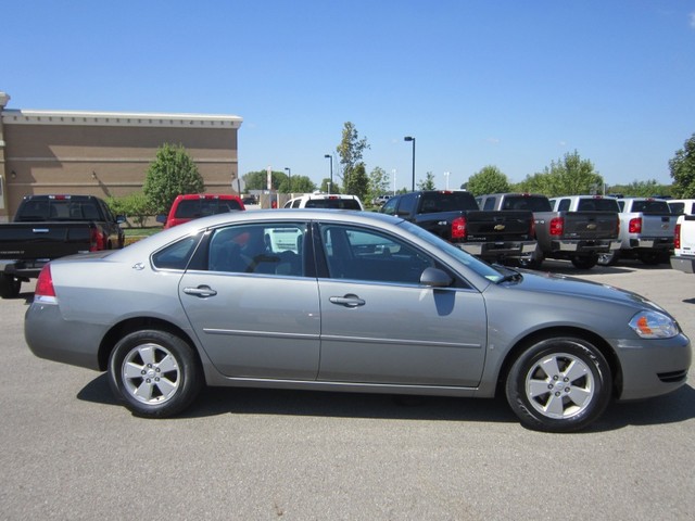 Chevrolet Impala 2008 photo 4