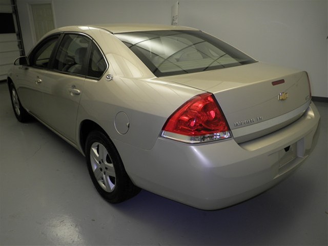 Chevrolet Impala 2008 photo 2