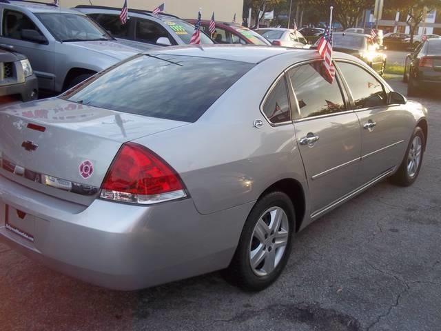 Chevrolet Impala 2008 photo 2