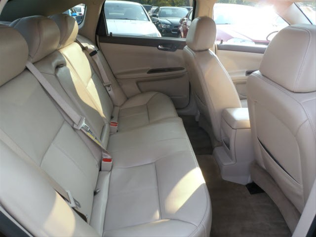 Chevrolet Impala 2008 photo 4