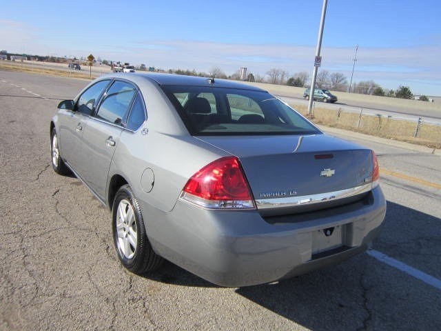 Chevrolet Impala 2008 photo 4