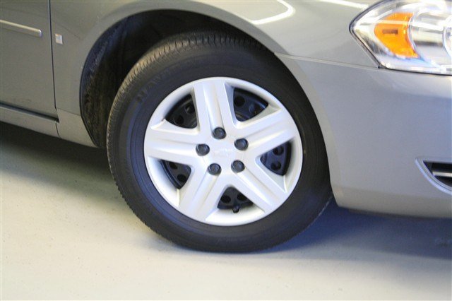 Chevrolet Impala 2008 photo 4