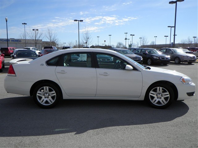 Chevrolet Impala 2008 photo 4