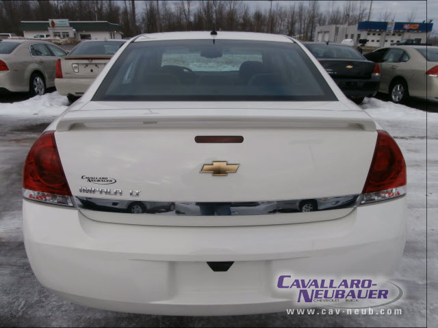 Chevrolet Impala 2008 photo 4