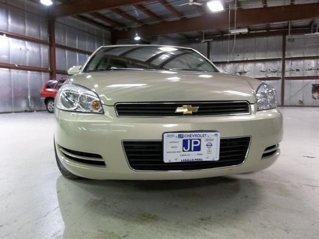 Chevrolet Impala 2008 photo 2