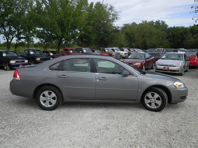 Chevrolet Impala 2008 photo 2