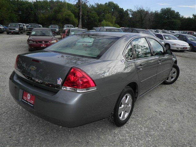 Chevrolet Impala 2008 photo 3
