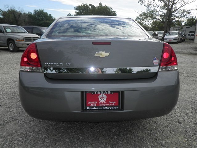 Chevrolet Impala 2008 photo 4