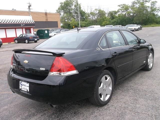 Chevrolet Impala 2008 photo 2