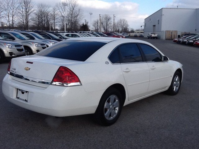 Chevrolet Impala 2008 photo 2