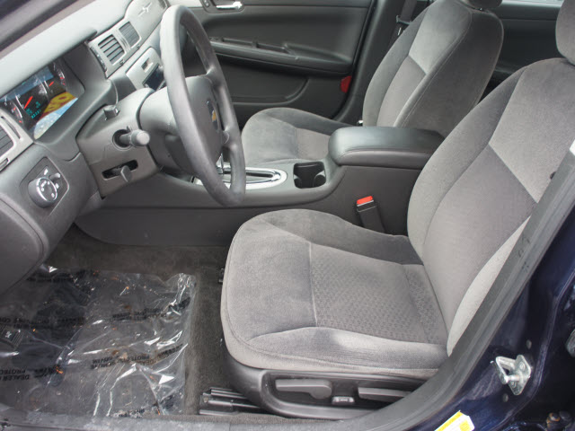 Chevrolet Impala 2008 photo 2