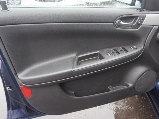 Chevrolet Impala 2008 photo 3