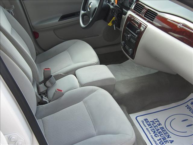 Chevrolet Impala 2008 photo 2