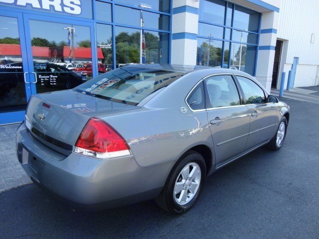 Chevrolet Impala 2008 photo 2