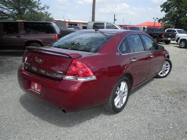 Chevrolet Impala 2008 photo 3