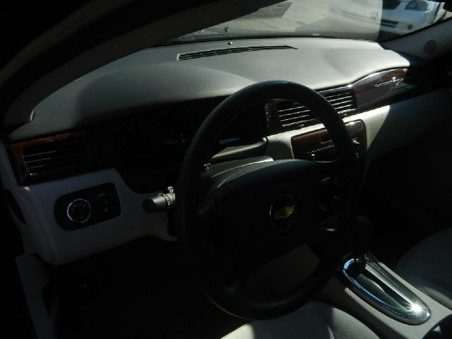 Chevrolet Impala 2008 photo 2