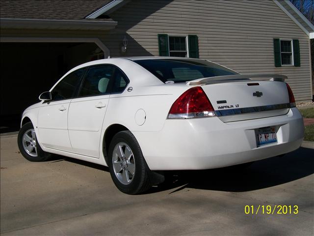 Chevrolet Impala 2008 photo 2