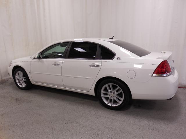 Chevrolet Impala 2008 photo 4