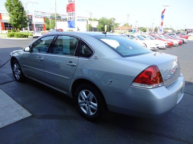 Chevrolet Impala 2008 photo 3