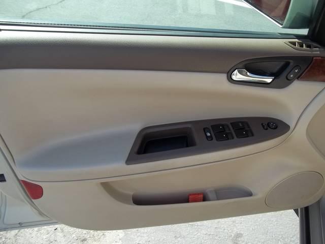Chevrolet Impala 2008 photo 2