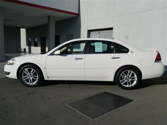 Chevrolet Impala 2008 photo 3