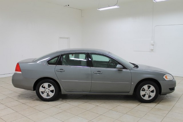 Chevrolet Impala 2008 photo 2