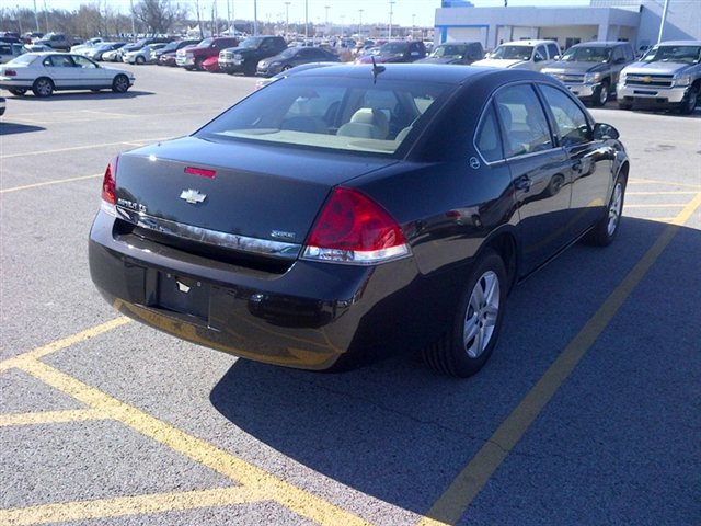 Chevrolet Impala 2008 photo 2