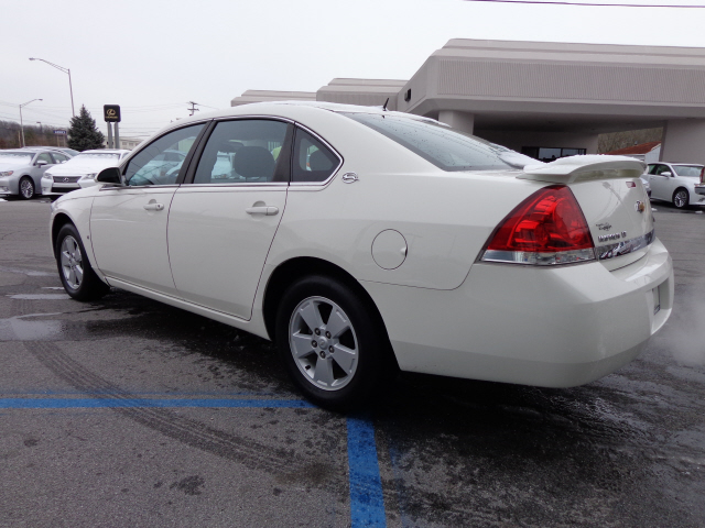 Chevrolet Impala 2008 photo 2