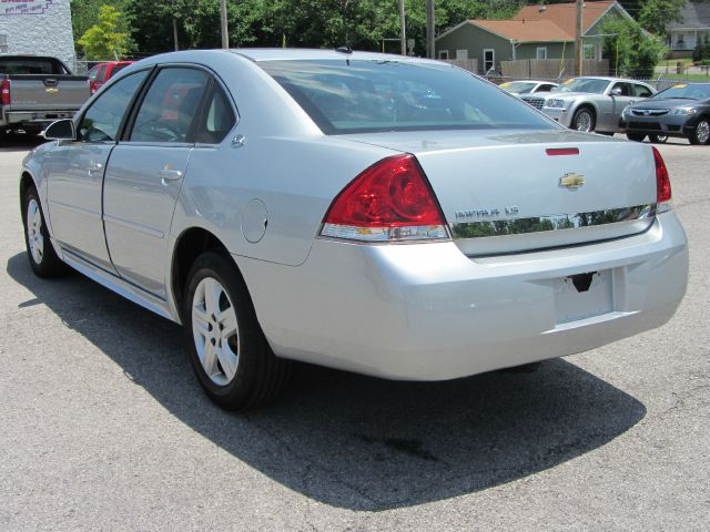 Chevrolet Impala 2009 photo 2
