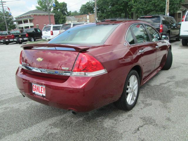 Chevrolet Impala 2009 photo 3