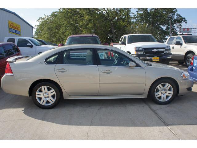 Chevrolet Impala 2009 photo 2