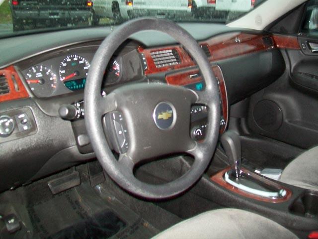 Chevrolet Impala 2009 photo 1
