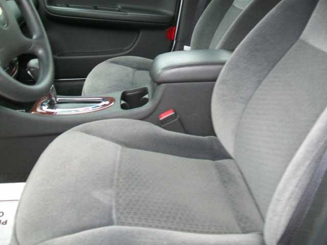 Chevrolet Impala 2009 photo 2