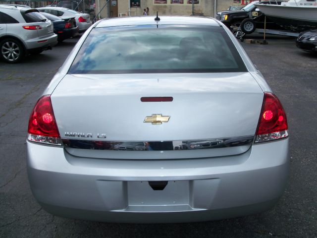 Chevrolet Impala 2009 photo 4