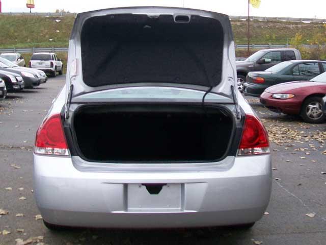 Chevrolet Impala 2009 photo 4