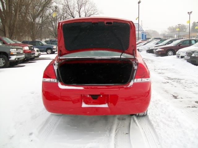 Chevrolet Impala 2009 photo 4