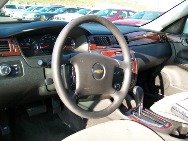 Chevrolet Impala 2009 photo 1