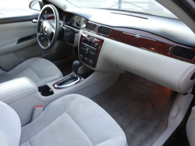 Chevrolet Impala SL1 Sedan