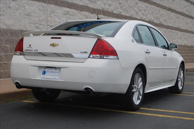 Chevrolet Impala 2009 photo 4