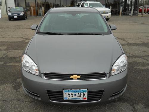 Chevrolet Impala 2009 photo 2