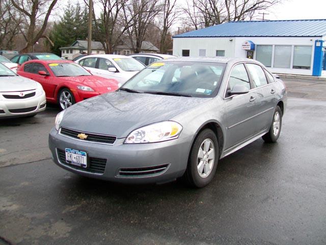 Chevrolet Impala Supercab XL Sedan