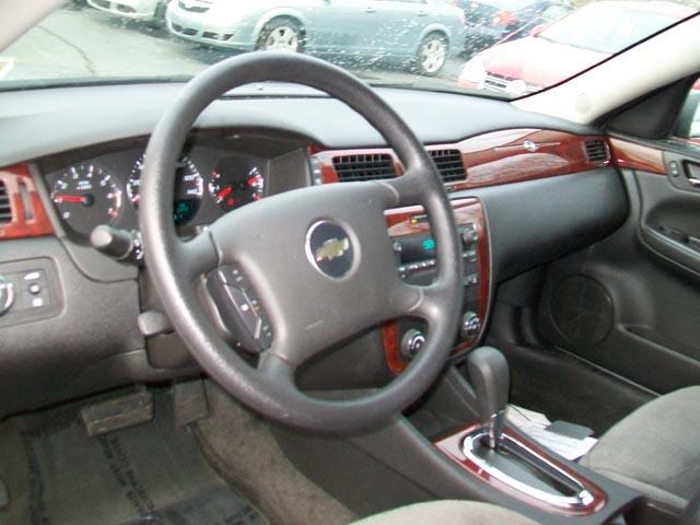Chevrolet Impala 2009 photo 1