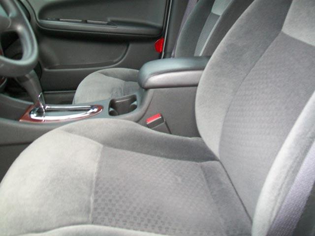 Chevrolet Impala 2009 photo 2