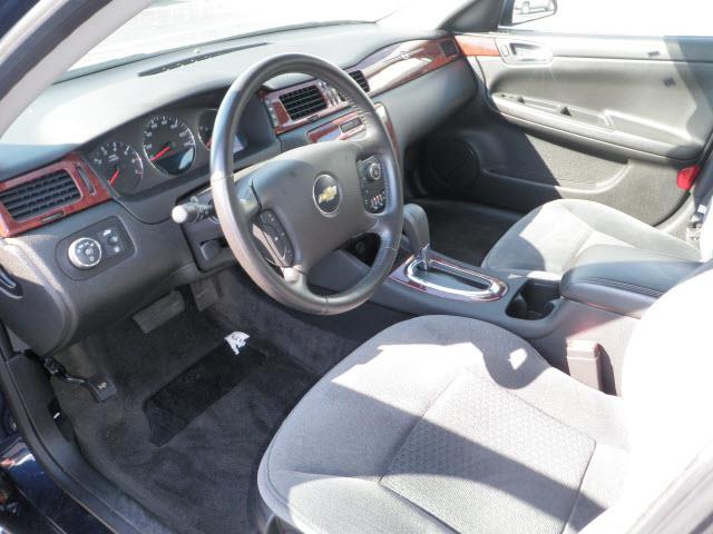 Chevrolet Impala 2009 photo 13
