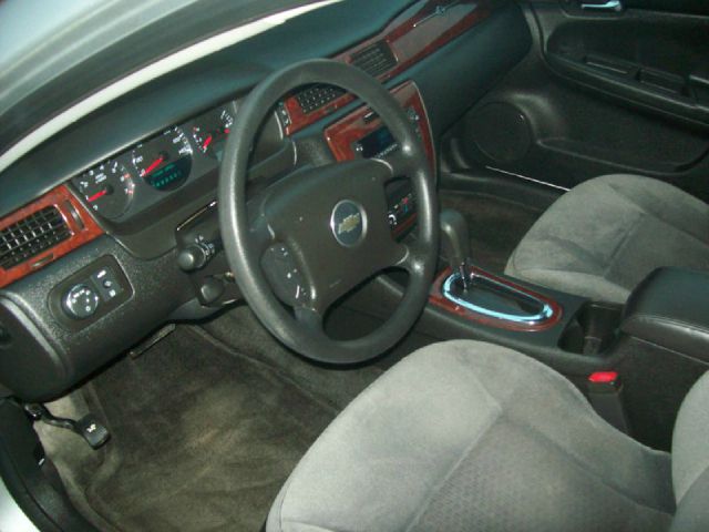 Chevrolet Impala 2009 photo 3